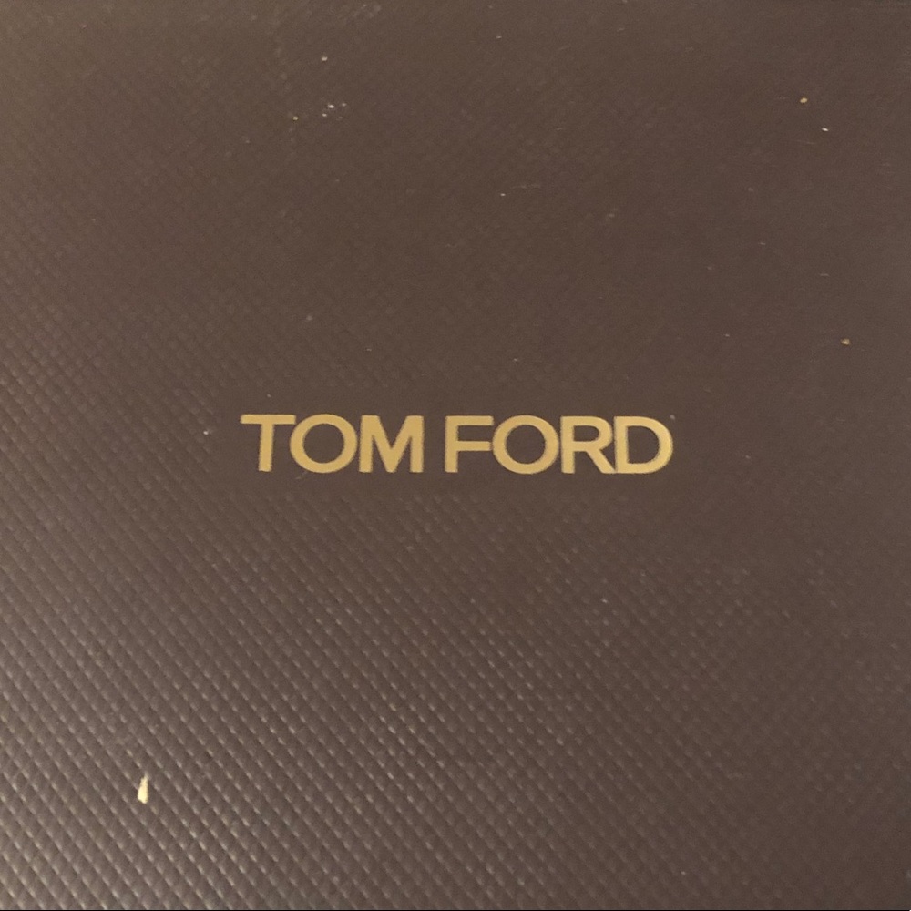 Tom Ford candle - Picture 2 of 4